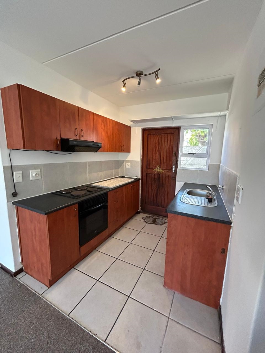 2 Bedroom Property for Sale in Parklands Western Cape